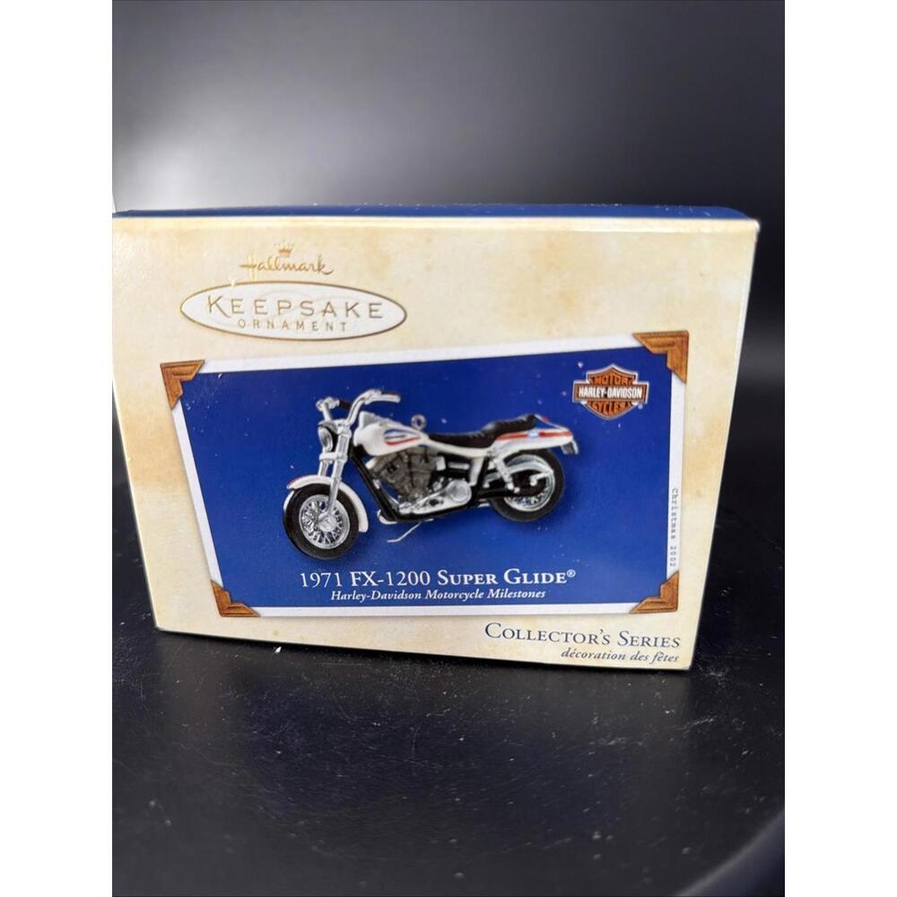 Hallmark Keepsake Ornament Harley-Davidson 1971 FX-1200 Super Glide QX8123-2002